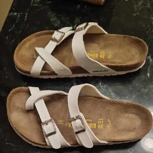 Birkenstock Women's White Cross-Strap Sandals Excellent Condition EU 39  US 8.5